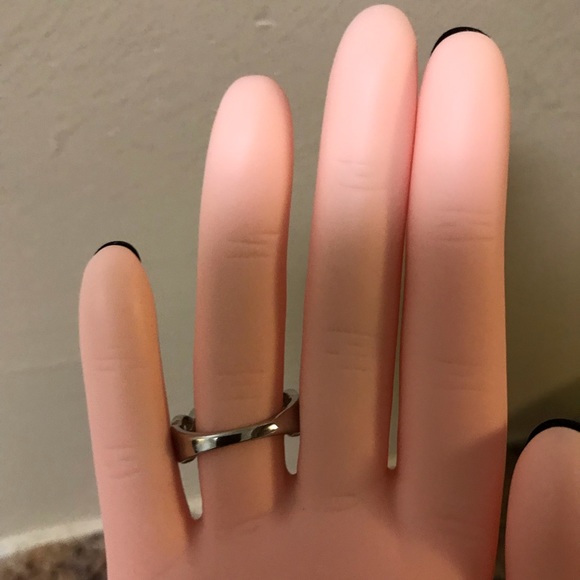 Women’s fashion ring - Picture 4 of 4